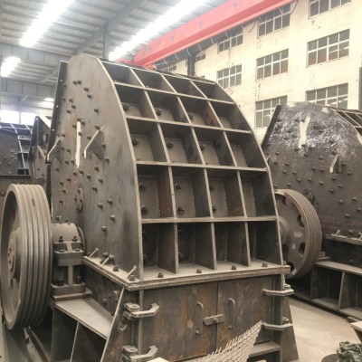 多功能建筑垃圾破碎机 重型锤式破碎机 大口砂石破碎制砂机图3