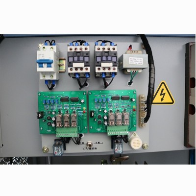 生产厂家全自动三相大功率补偿式电力稳压器SBW50kva100kva200kva图5